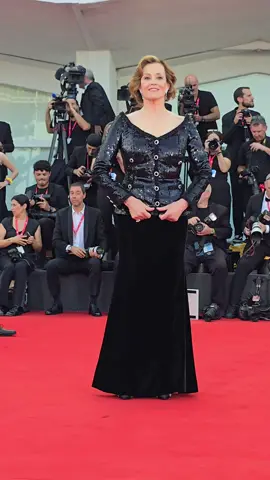 #sigourneyweaver #filmtok #venezia81 #mostra #venice #venezia 