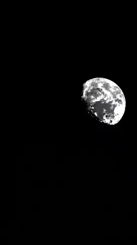 How beautiful the earth is from the moon... #billybat #manga 