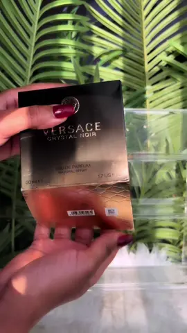 تشكيلة مميزة من مجموعة خُمر الكنينة الممزوجة بي نكهة العطور الباريسية🥰 كل عطر احلي من التاني 🔥شرفونا #fyp #سودانيز_تيك_توك #الشعب_الصيني_ماله_حل😂😂 