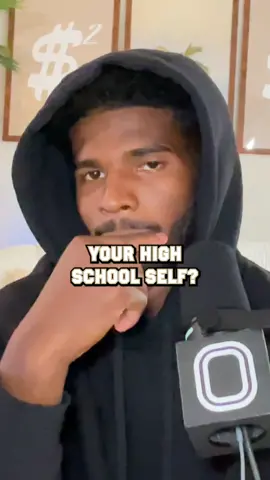 High School Shedeur did it all right 😎 @hulu  #shedeursanders #hulu #coloradofootball #highschoolshedeur #shedeursandershighschool 