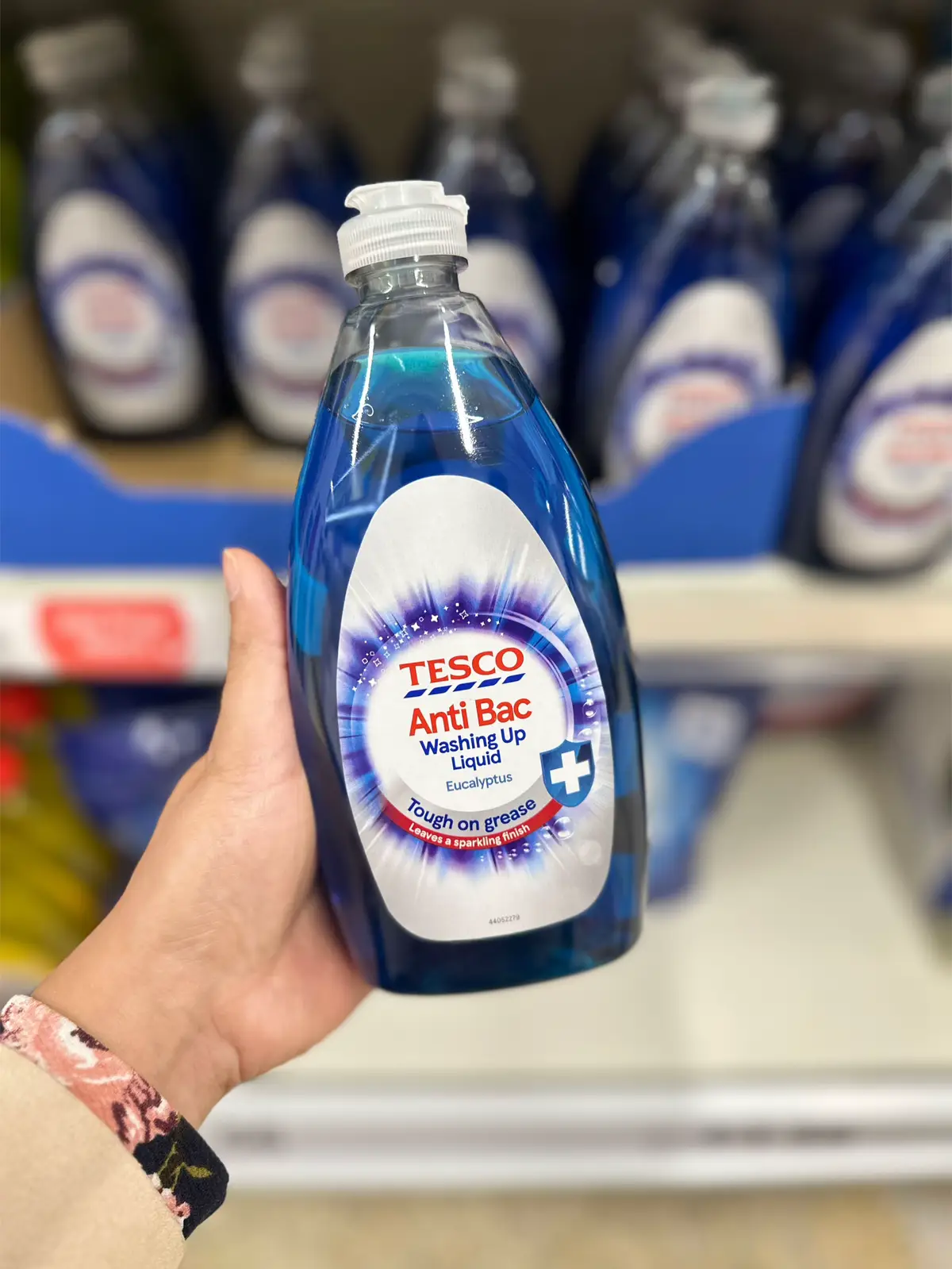 Underrated shops own brand items. These are my go to @Tesco own products that I purchase again and again. Which ones have you tried?  #cleaningproducts #tesco #everylittlehelps #CleanTok #myrecommendation #ownbrand #essentials #fyp #needtotry #cleaningtiktok 