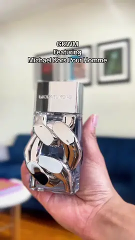 You smell good” is the best compliment to get and Michael Kors’ new Pour Homme fragrance will make sure you hear that. @michaelkors  #michaelkors   #michaelkorsfragrances #michaelkorspourhomme #essenceofstyle #ad