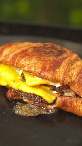 ¿Cuál es el mejor queso para una hamburguesa? Te leo 👇🏼 #burger #cheeseburger #themenu 