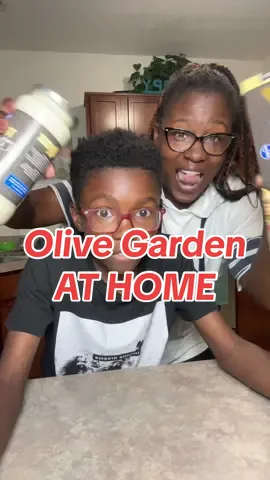 I guess something cant be recreated at home 😂🤷🏾‍♀️ #MomLife #MomHacks #MomWin #BlackMoms #BlackMomsontiktok #Dinner #DinnerTime #FamilyMeals #EasyRecipes #FamilyDinner #CheapMeals #DinnerIdeas #MomTok #TheWalkersWorld 🌎 Family dinner ideas Family cooking videos Cooking dinner ideas #BlackTikTok  Easy dinner recipes 