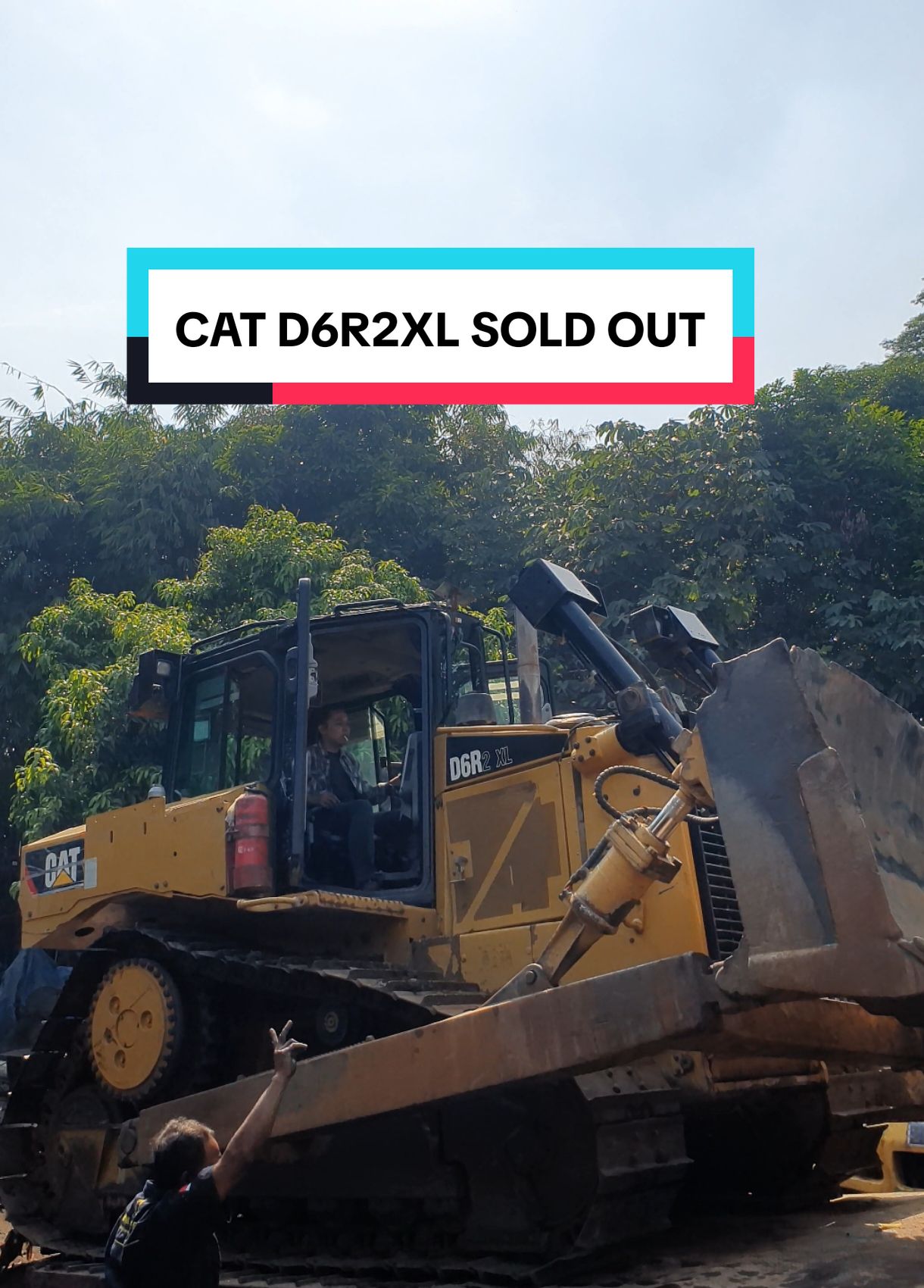 SOLD OUT DOZER CAT D6R2XL ALHAMDULILLAH BAROKAH LUR #caterpillar #komatsu #hitachi #engine #engineer #engineering #mekanik #mekaniktiktok #mekanikmuda #operator #operatormuda #operator_excavator #heavyweight #heavyequipment #alatberatindonesia #lapakalatberatlab #lapakalatberat #LAB #lab #fyp 