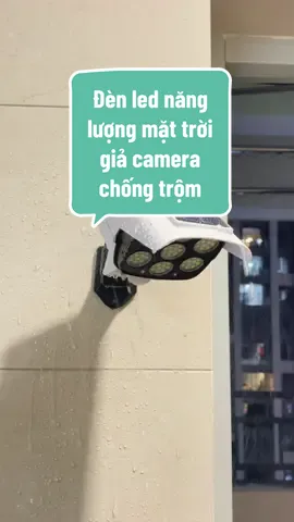 Đèn led năng lượng mặt trời giả camera chống trộm #dengiacamera #denlednangluongmattroi #dennangluong #denledgiacamera 