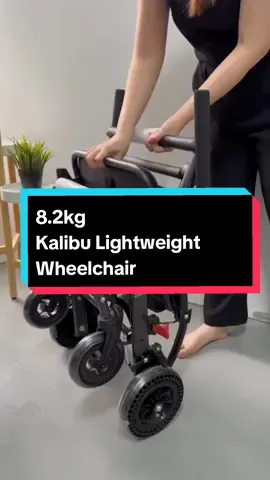 KALIBU Foldable Light Weight Wheelchair Waterproof Cushion Seat Kerusi Orang tua Roda Ringan Wide Area Travel Elderly Specifications: - Stable and secure - Easy Folding mechanism for storage & transportation - Adjustable waist belt for additional safety - Fold‐up armrest for ease of transfer - Whole body around the security design - Brake protection Solid security - Widen the seat belt Dimension: Folded 23*50*73cm Open 81*50*85cm Color: Black #8.2kg#kalibu #lightweight #wheelchair #foldable #waterproofcushion #outdoortravel #elderly #videos 