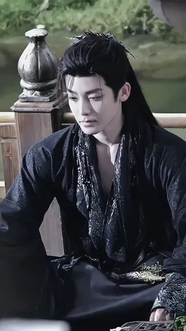 Ji Bozai in black 🖤 #LovelnTheClouds #houminghao #neohou #houminghao侯明昊 #foryoupage #cdramalover #chinesedrama #4uuu #fyp 