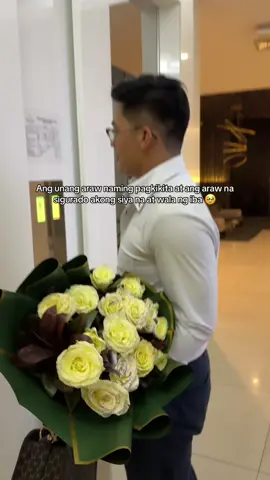 The very first day and the first actual kilig of both sides! It’s hard to take risk when it comes to love but I know this worth a shot! I LOVE YOU MY ALWAYS! KASAMA KANG TUMANDA Credits to the owner of this video  #fyp #foryoupage #foryourpage #couple 