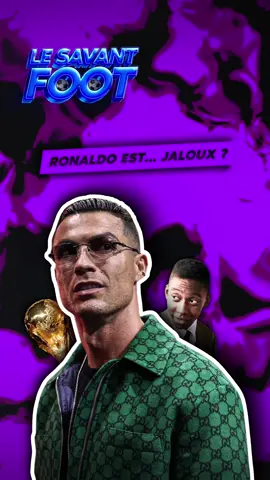 **Cristiano Ronaldo : Un message derrière ses 900 buts** Cristiano Ronaldo a déclaré : 