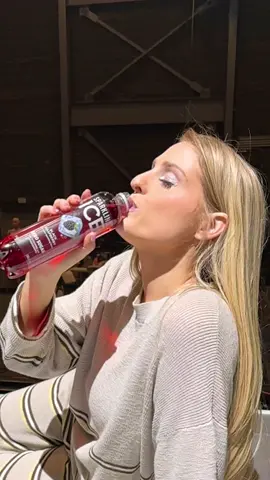 I don’t come to work without my @Sparkling Ice !! 😂💕#SparklingIce #thetimelesstour #rehearsal #AnythingButSubtle #Demure #ad 