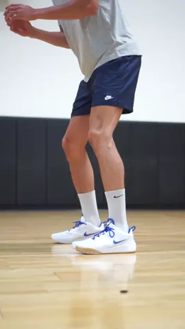 Bits and pieces from our shoot with the US men’s national team🇺🇸 Shop the Nike Air Zoom HyperAce 3 - available now in multiple colorways! #volleyball #footwear #athlete 