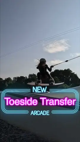 So happy with my first toeside regular and switch tansfers. Lets goooo!!! 😁 #wakeboarding #wakegirl #wakeboard 