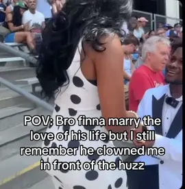 Better glue dat mf next time💀😈 #fyp #foryou #foryoupage #lmao #lol #viral #marriage #proposal #marriageproposal #trending #wig #lacefrontwig 