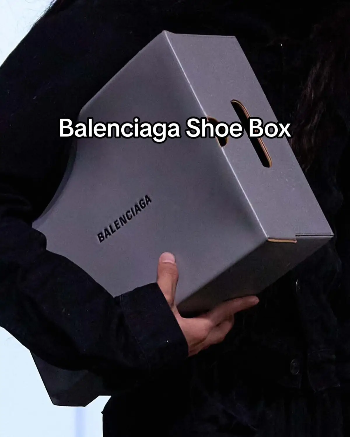 Imagine carrying ts around #fashion #sneakers #fypage #fy #foryou #fyp #balenciaga 