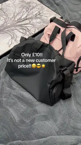 Extra large capacity!! Only the last 5 left!!🔥#sportsbag #gymbag #travelbag #storagebag #OOTD #necessary #multifunction #tiktokmademebuyit #augustdeals #dealdrops #spotlight 