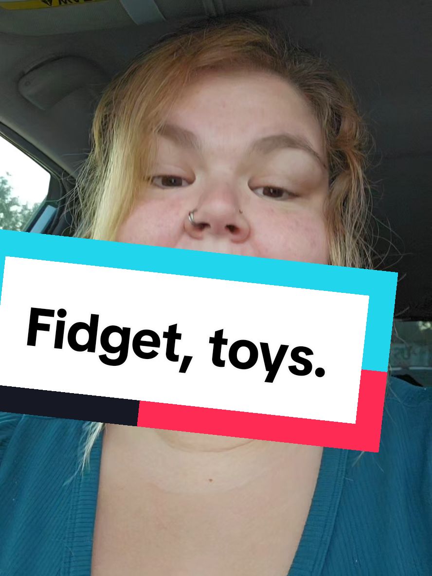 For christmas, im getting one in every color for my nieces and nephews. I know they are gonna be just as obsessed as i am. #fidgettoys #fidgets #fidget #freesample 