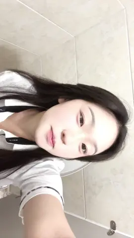다들 똥싸면서 틱톡 안찍어..? 볼 일 보면서 오래걸리면 틱톡 꼭 찍음..ㅋㅋㅋㅋㅋㅋㅋ#07#똥#안싸냐#학교#여고생 #추천떠라제발 #ㅊㅊ #추천 #추천안뜨면삐짐 #추천뜨게해주세요 #관리자님이거추천어때요 #관리자님추천뜨게해주세요 