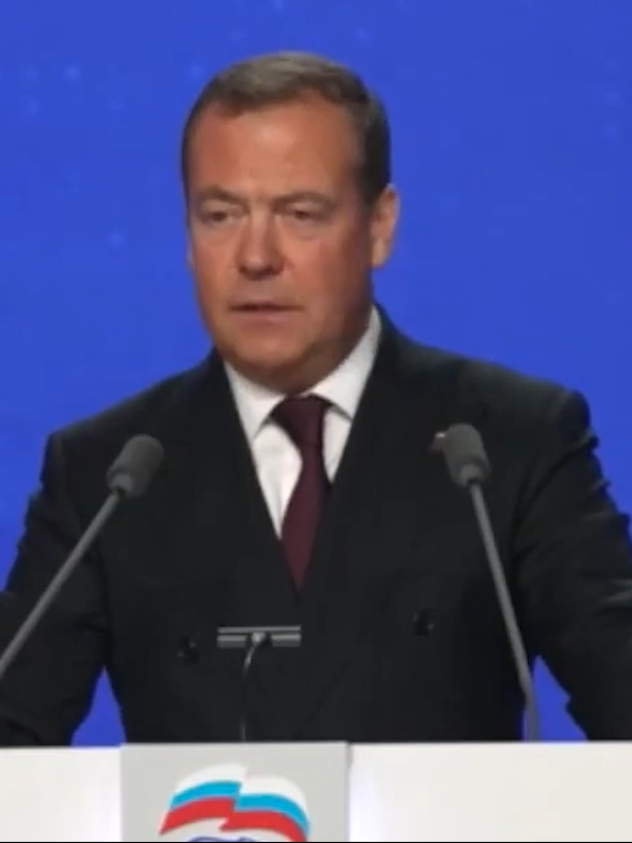 Medvedev opisao budućnost Ukrajine: Nadalje samo raspadanje. #foryou #fyp #tiktok #tiktokviral #instagood #follow #nesalimse #nikad #uzivotu #nisekunde #jedne #sekundarne #viral #video #viral #tiktok #foryuopage #fyp #popular #instagram