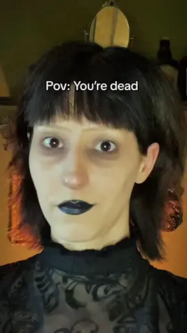 Quelle couleur pour votre cercueil ? #CapCut #asmrvideo #asmrroleplay #spookyasmr #spookyvibes #victoriangothic 