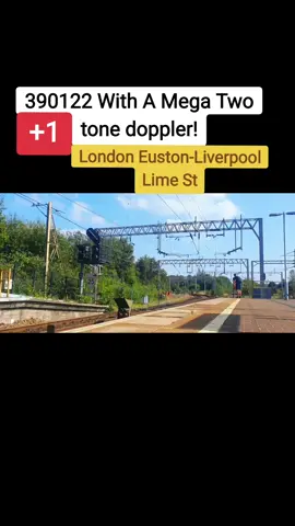 390-112 with a mega two tone with @train.spotter1 Wow that was sick #viral #TRAIN #megaaacatchmate #cool #train #fyppppppppppppppppppplpppppppppppppp 
