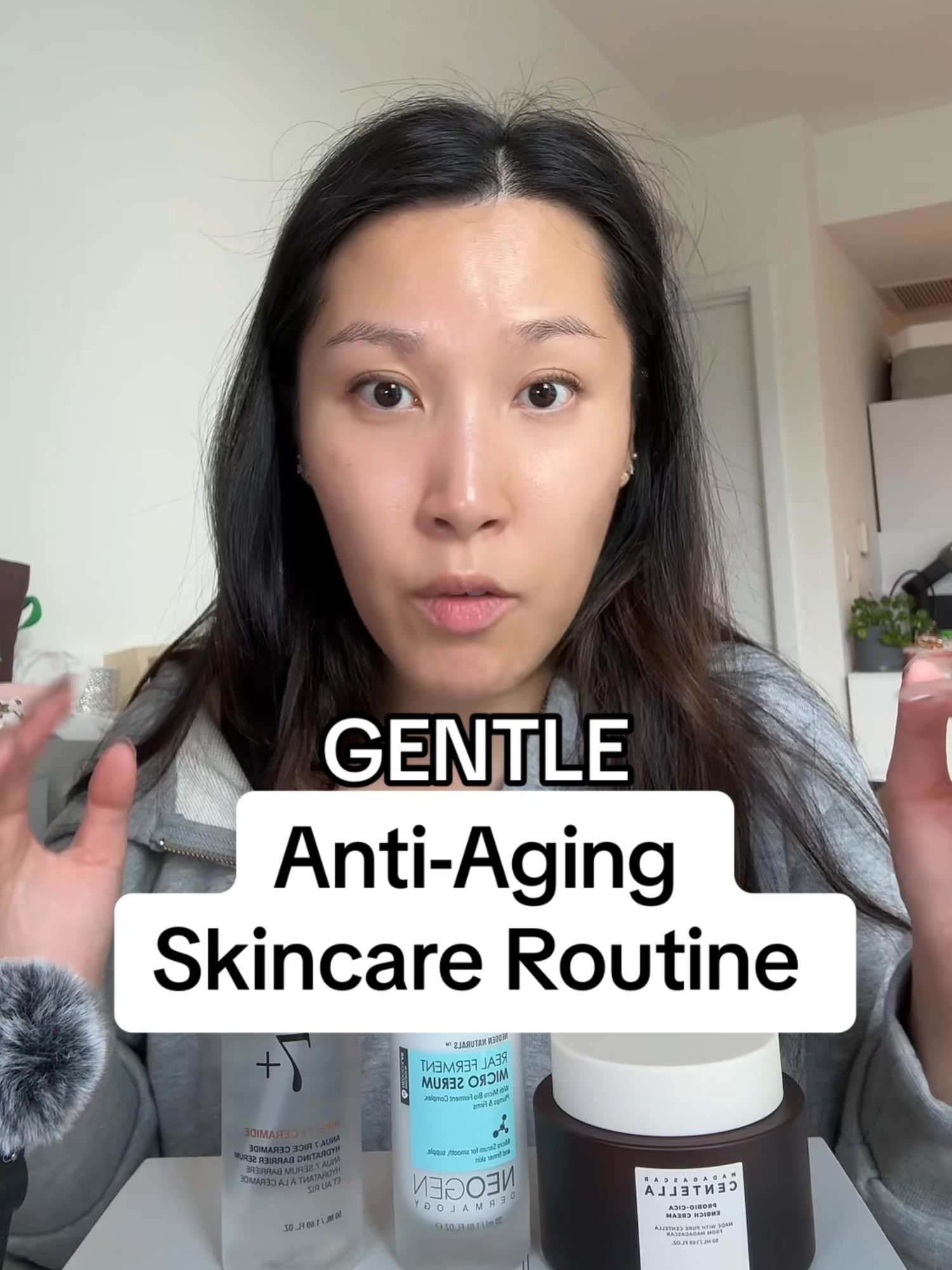 Gentle Anti-Aging Korean Skincare Routine! This is meant for those with sensitive skin or those who just don't want to use strong actives like Retinol. This can also be used for those who want a preventative skincare routine - maybe you're in your mid 20's and want to give your skin an early boost. ✨ #antiaging #antiagingskincare #skincareroutine #koreanskincare #kbeauty #anua #neogen #skin1004 #skincaretip @skin1004_official @anua.us @neogen_global