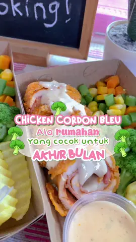 Chicken cordon bleu ala rumahan yang cocok untuk akhir bulan ✨ Jujur sih emang lebih hemat bikin sendiri yaa, ketimbang beli di resto,  asalkan ga males aja pas bikinnya, karna pasti semua terbayar pas udah nyoba makan cordon bleu buatan sendiri yang lebih yummy, lumer dan enaknya kebangetan 😁 @healthyrepublic  #idejualan #ideusaha #jualandirumah #usaharumahan #ideusaharumahan #usahaiburumahtangga #iburumahtangga #iburumahtanggasukses #fyp #umkm #iburumahtanggabisaberkarya #usahakecilkecilan #masakjadigampang #asiknyakuliner #serunyakulinerbareng #jajananmurah #resepmasakan #chickencordonbleu #cordonbleu