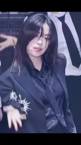 ITZY - Ryujin