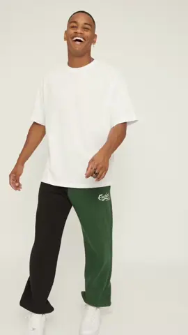 ⚠️ PRODUCT SHOWCASE ⚠️ Our custom joggers are next level quality and style, perfect for club stash Model wearing a size Large and is 6ft. #y1custom #y1 #unistash #productshowcase #capcut #y1customstash #customclothing #CustomApparel #customjoggers #SweaterFashion #universityofexeter #uoehc #unimerch #stash #universitykit #fyp