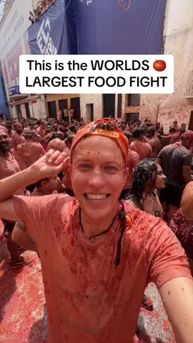 Is La Tomatina on your bucketlist? 🍅🇪🇸 Every year 20,000+ tourists flock to Buñol, Spain to participate in the worlds largest food fight. This year I decided to check it out myself and WOW it was more intense than I could have ever imagined. You don’t realise how many 120,000kg of tomato’s are until they are smacking you directly in the face 😂 The entire street ended up looking like one big salsa dip but I have no regrets (even if I didn’t wear goggles and my eyes stung for the rest of the day haha) 🤓  The next event is on the 27th of August, 2025…are you going to go?  #whatheck #latomatina #travel #spain