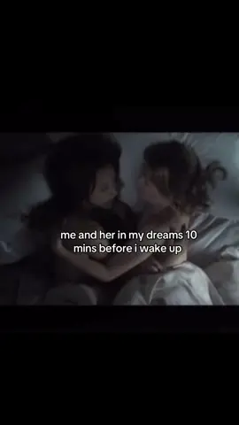 i then spend the rest of the day thinking of said dream #wlw #thelword #sapphic #lgbt #wlwtok 