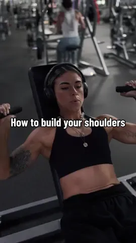 Looking to build your upper body?  My upper body is probably my favorite (check back in next season 😅) Here are 3 of my go to shoulder workouts 💪🏽 #bikinicompetitor #bodybuilding #iffbb #tampa #Fitness #workout #shoulderworkout #BRCA #aestheticflatclosure #flattiebaddie #doublemastectomy #womenempowerment #selflove #womenwholift #strongwomen #bodypositivity