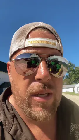 Just a daily update type video for my friends. Post more quality content. The FYP has been garbage lately. #tractorguy😜 