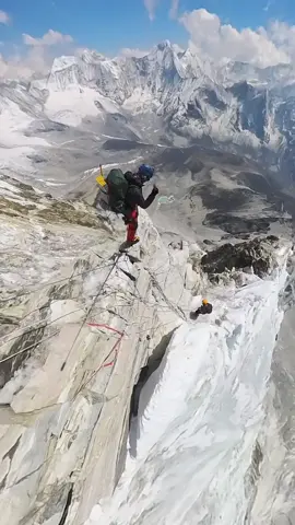 360 view of the Everest region from Ama Dablam mountain! ⬇️ As we were descending the challenging section of the climb, I had to get a video of one of the most beautiful views in the world! 🏔️ #mountain #world #challenge #climb #amadablam #everest #fypシ゚viral #gesmantamang 