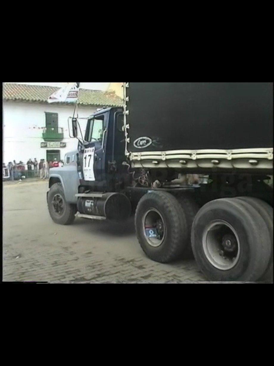 Así fue el concurso Nacional de Tractomulas en Samacà Boyacá. 1996 (2 parte) #fypシ #Viral #fyp #parati #boyaca #samaca #samacaboyaca #colombia #tractomulasdecolombia #tractomulas #concursodetractomulas #viralvideo #samacaboyaca #vhs #inedito #bogota #tunja #1996