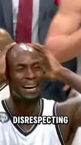 Andray Blatche and Dwight Howard tell a funny Kevin Garnett story of trash talking and hyping himself up while still disrespecting you 😂😂😂😂  KG just different! 💯  #kevingarnett #kg #kevin #garnett #story #nbastory #NBA #nbatiktok #fyp #foryou #funny #nets #celtics #timberwolves 