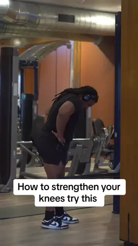 How to stregthen your knees try this workout lets go 💪🏾✅ #kneeworkout #kneepain #kneestrengthening 