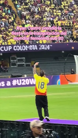 Mami prenda la radio, encienda la tele, y no me moleste por que hoy juega la sele 🎶🇨🇴⚽️ Ryan Castro prendio la fiesta en El Campin, en la inauguración del mundial femenino.  #ryancastro #inaguracionmundial #inaguracion #elcampin #u20wwc #colombia #fifaworldcup #cantante #hoyjuegacolombia #lasele @RYAN CASTRO @FIFA 