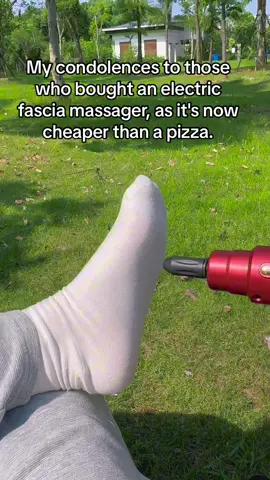 Get this massage gun for any kind pain!!)#massage #massagegun/ THIS #massagetherapy #massageguns #massager #tiktokshop #tiktokmademebuyit #fyp #gun#plantarfascitis #uk #foryou #relatable