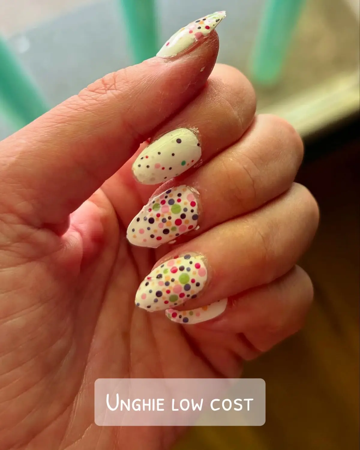 Unghie low cost #pressonnails #adesiviperunghie #nails #nail #nailart #unghietutorial #nailtutorial