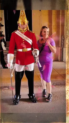 #kingsguard #royalguard #kingsguardhorses #foryou #moment #trending #viral #fyp 