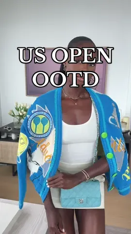 Serena complimented my cardigan and also asked me if I was an athlete so there you have it folks #USOpen #OOTD 