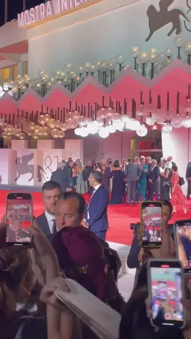 #judelaw #venicefilmfestival #redcarpet #venice 