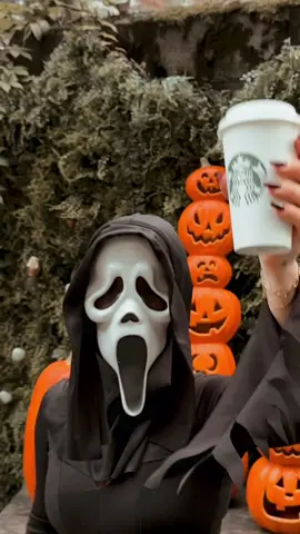 We made it to the ‘ber months! I can’t believe it fall is finally here and I couldn’t be more excited for crunchy leaves, layered outfits and all of the pumpkin spice things! Who else is as excited as I am?! #september #halloween #ghostface #fallaesthetic 