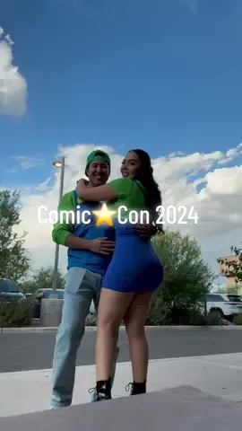 First timers⭐️lots of fun #comicconvention #comiccon2024 #dateideas #comictok #coupletok 