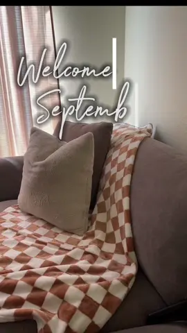 Welcome September!!!  Pequeña decoracion.  #fall#otońo#hallowen #september#Vlog  🍁🎃🍁  #september2024 