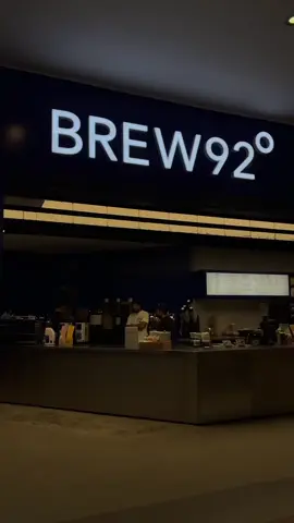 افضل موقع لهم 💙  #مكة #الحرم #ابراج_البيت #برو92 #your_coffee #كافيهات_مكة #explore #brew92 #كافيهات_الحرم 