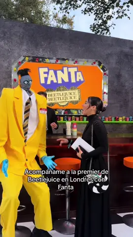 Dije Fanta 3 veces y aparecí en London para la premier de Beetlejuice 💚🧡 #FantaHalloween #FantaBeetleJuice #Beetlejuice #SummonWhatYouWanta #publicidad 