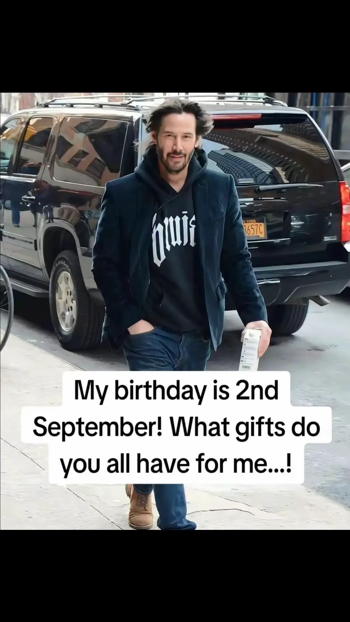 What gift do you have for me I don’t want to feel alone on my birthday i wish we are together 😞 #foryou #keanu #keanureeves 