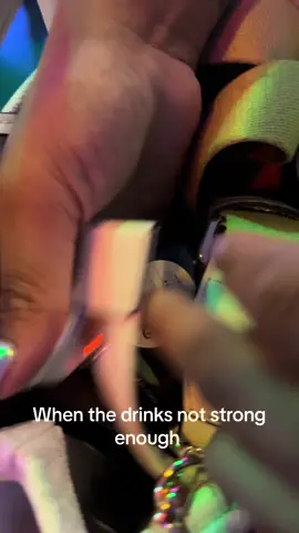 When the drinks ain drinking 🤣🤣🤣